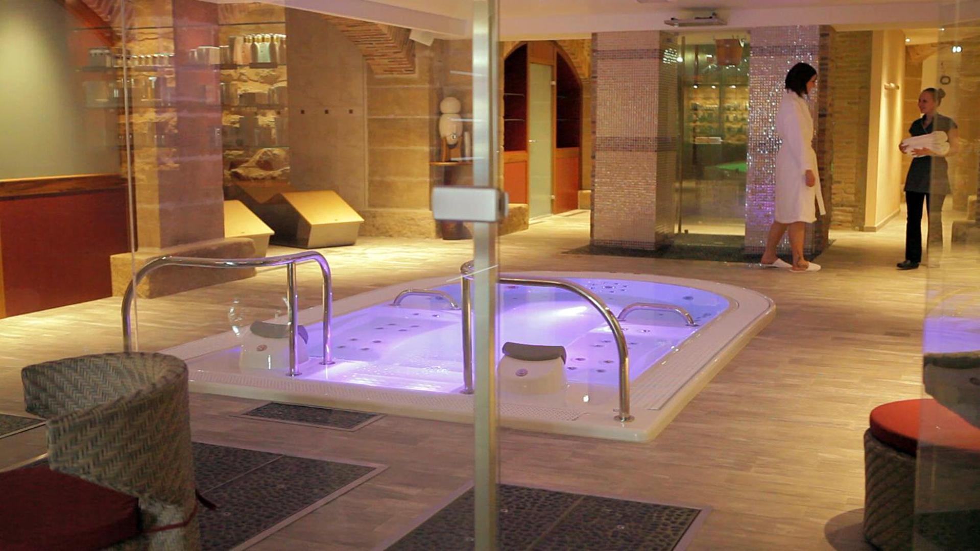 Mercure Moulins Centre Hotel De Paris Екстериор снимка
